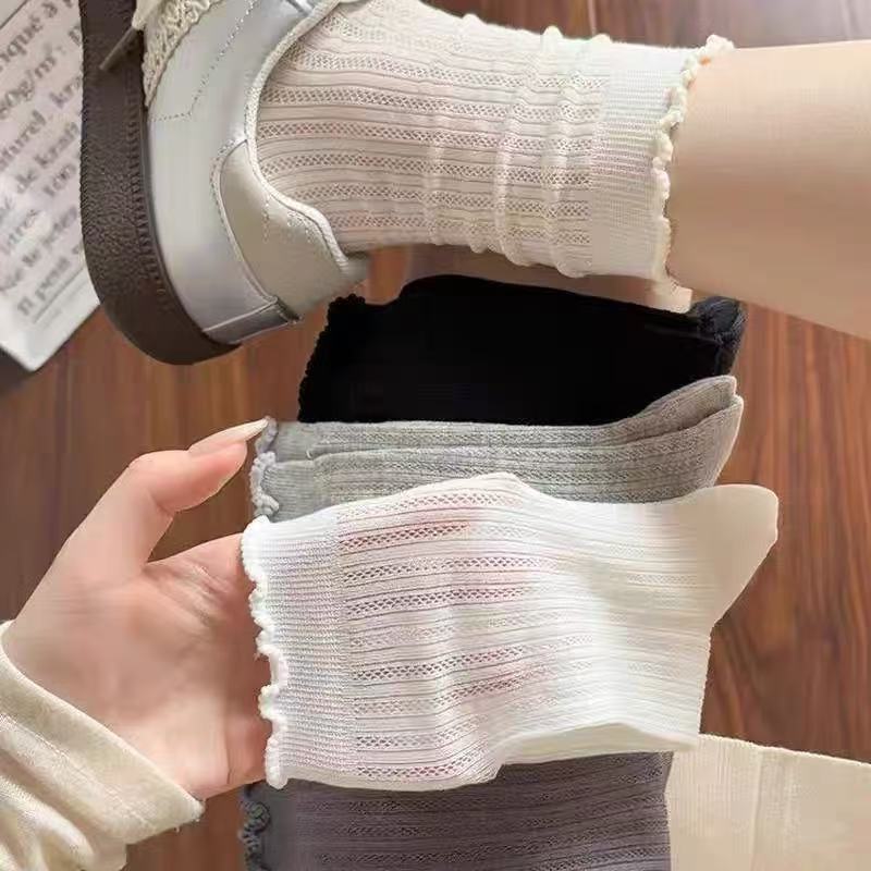 Official Store – Breathable Cotton Socks | Designed for Comfort, Styled for You 🌸
